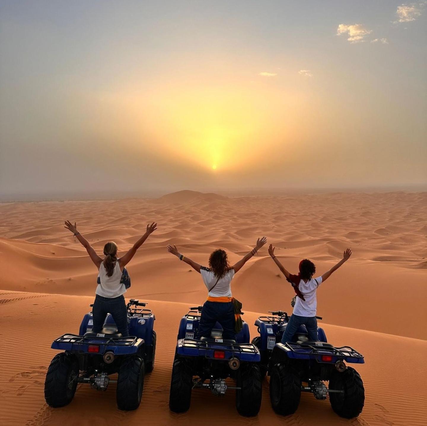 Campingplatz Erg Chebbi Tours *
